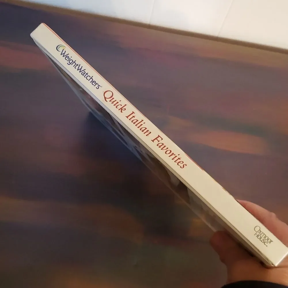 2006 Weight Watchers Quick Italian Favorites Cookbook - Hardcover